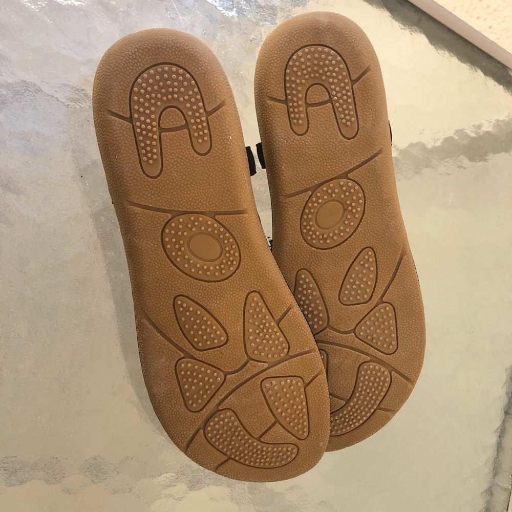 Socofy Black Suede Sandals w/ gold hardware - Picture 4 of 10